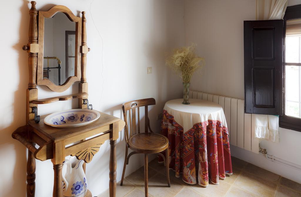 La Casa Del Tio Venancio Pensionat Caracenilla Exteriör bild
