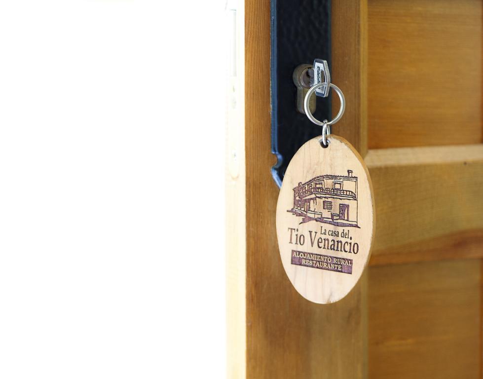 La Casa Del Tio Venancio Pensionat Caracenilla Rum bild