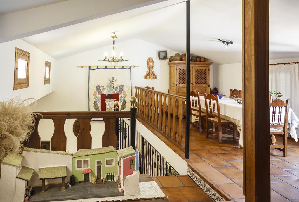 La Casa Del Tio Venancio Pensionat Caracenilla Exteriör bild