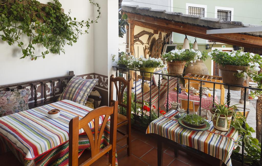 La Casa Del Tio Venancio Pensionat Caracenilla Exteriör bild