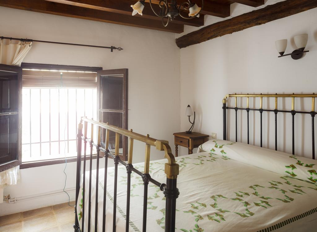 La Casa Del Tio Venancio Pensionat Caracenilla Rum bild