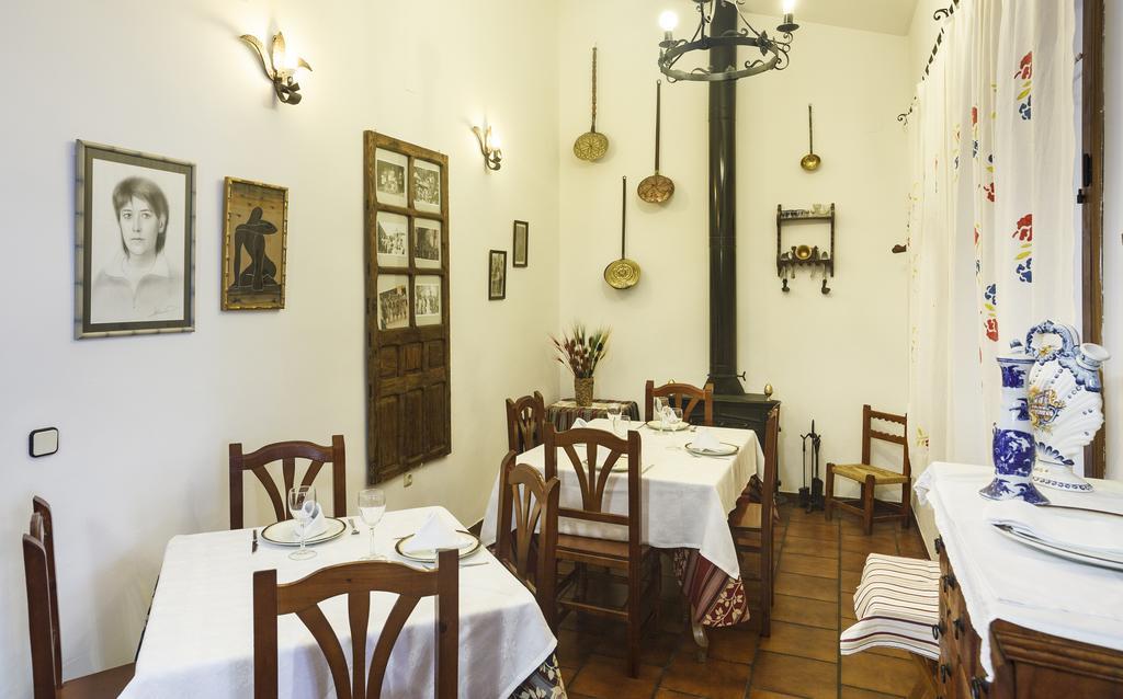 La Casa Del Tio Venancio Pensionat Caracenilla Exteriör bild